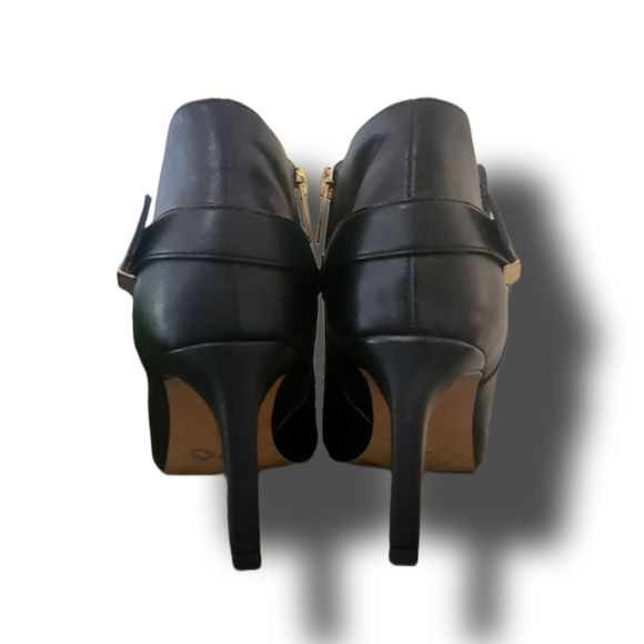 πΏVince Camuto Women's 9.5 M Black Leather 3 Inch Heeled Boots, Like New - Picture 4 of 10